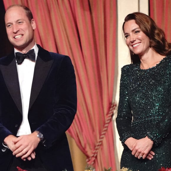 Le prince William, duc de Cambridge, et Kate Catherine Middleton, duchesse de Cambridge, au "Royal Variety Performance 2021" au Royal Albert Hall à Londres. Le 18 novembre 2021 