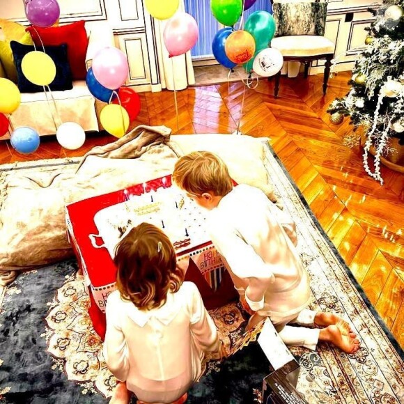Charlene de Monaco a posté des photos de ses enfants Jacques et Gabriella pour leurs 7 ans sur Instagram. La princesse n'a pas pu être présente.