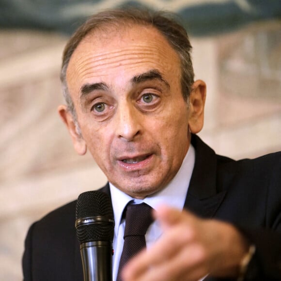 Portrait d'Eric Zemmour à Paris lors d'une intervention au Cercle de l'Union interalliée le 18 novembre 2021.