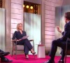 Capture d'écran du grand entretien du président de la République Emmanuel Macron diffusé sur TF1 et LCI le 15 décembre 2021. Il se trouve face à Audrey Crespo-Mara et Darius Rochebin