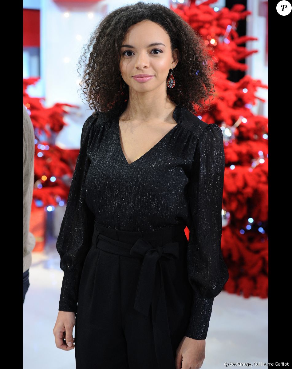 Maë Defays - Enregistrement de l'émission "Vivement Dimanche" présentée par M.Drucker et diffusée le 5 janvier 2020 sur France 2. Le 4 décembre 2019 © Guillaume Gaffiot / Bestimage