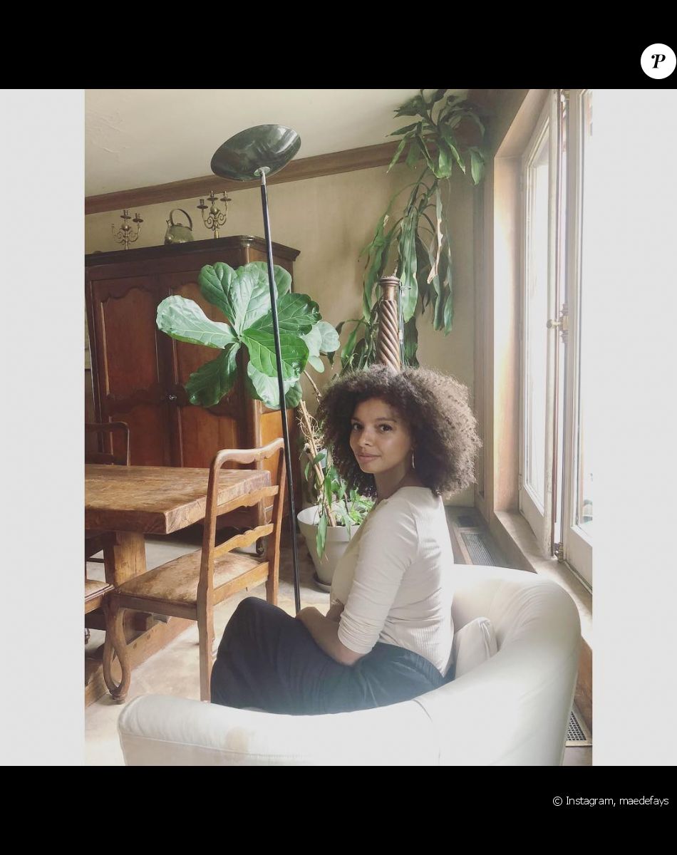 Maë Defays sur Instagram.