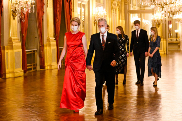 La reine Mathilde et le roi Philippe de Belgique - lors du concert de Noël 2021 à Bruxelles le 21 décembre 2021. 