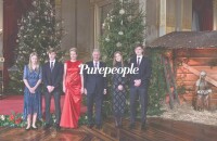 Mathilde de Belgique : Reine éclatante avec son clan dans un somptueux décor de Noël au palais
