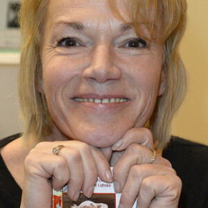 Brigitte Lahaie à la 34éme édition du salon du livre à la Porte de Versailles à Paris le 24 mars 2014.