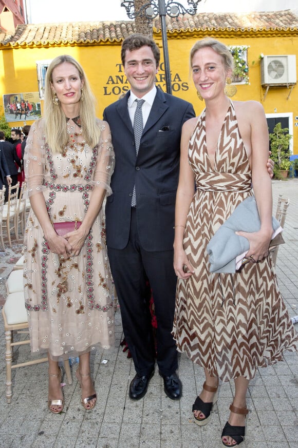 Le prince Amedeo et son épouse Elisabetta, la princesse Maria Laura de Belgique à Marbella, en 2017, pour le mariage de la princesse Marie-Gabrielle de Nassau et Antonius Willms.
