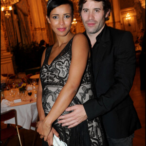 Sonia Rolland (enceinte) et Jalil Lespert lors du gala de l'association "Maisha Africa" à Lyon en 2010. 