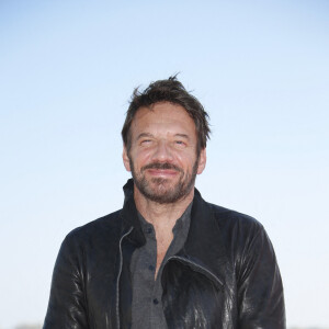 Samuel Le Bihan de la série Alex Hugo - Photocalls sur le ponton de l'hôtel Barrière Le Majestic lors de la 4ème édition de Canneseries au Palais des Festivals à Cannes. Le 13 octobre 2021 © Christophe Aubert via Bestimage