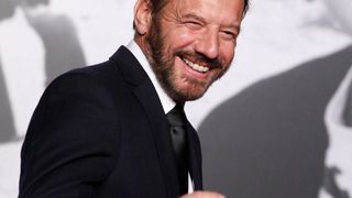 Samuel Le Bihan amoureux : premières photos de couple avec la jeune et jolie Stefania