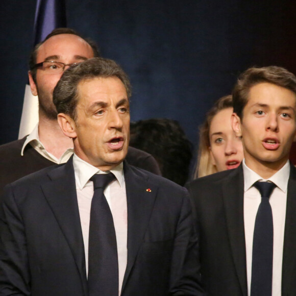 Valérie Pecresse, Nicolas Sarkozy, Gérard Larcher - Nicolas Sarkozy, en meeting à Velizy-Villacoublay dans les Yvelines le 6 octobre 2014 