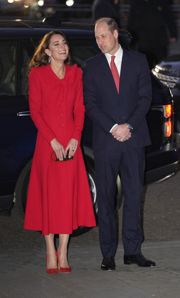 Le prince William, duc de Cambridge, et Catherine (Kate) Middleton, duchesse de Cambridge, assistent au service de chant communautaire Together At Christmas à l'abbaye de Westminster, à Londrtes, Royaume Uni, le 8 décembre 2021.