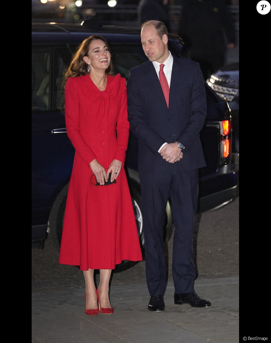 Le prince William, duc de Cambridge, et Catherine (Kate) Middleton, duchesse de Cambridge, assistent au service de chant communautaire Together At Christmas à l'abbaye de Westminster, à Londrtes, Royaume Uni, le 8 décembre 2021.