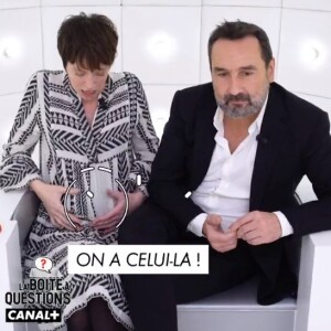 Sara Giraudeau dévoile sa grossesse dans "La boîte à questions", sur Canal+. Le 11 janvier 2022.