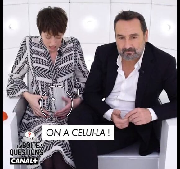 Sara Giraudeau dévoile sa grossesse dans "La boîte à questions", sur Canal+. Le 11 janvier 2022.
