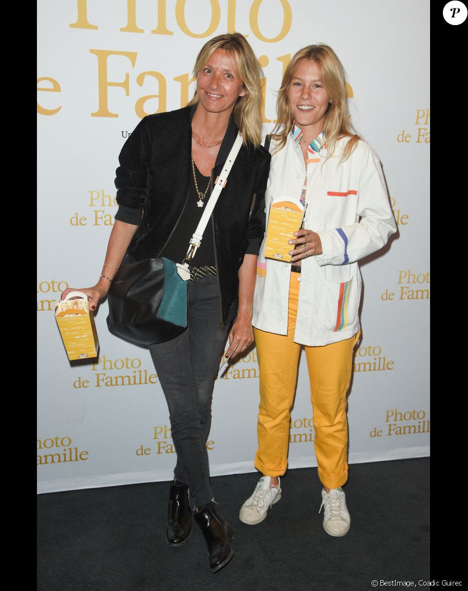 Sarah Poniatowski avec sa fille Yasmine Lavoine (la fille de Marc Lavoine) - Avant-première du film "Photo de Famille" au cinéma UGC Ciné Cité Les Halles à Paris, France, le 3 septembre 2018. © Coadic Guirec/Bestimage