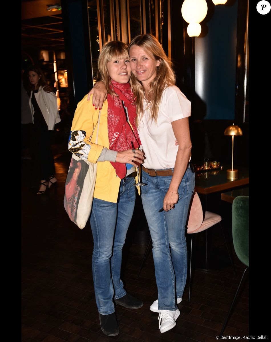 Exclusif - Sarah Poniatowski et sa fille Yasmine Lavoine (la fille de Marc Lavoine) - Inauguration de la terrasse du restaurant Le Roch à Paris. Le 7 juin 2017 © Rachid Bellak / Bestimage