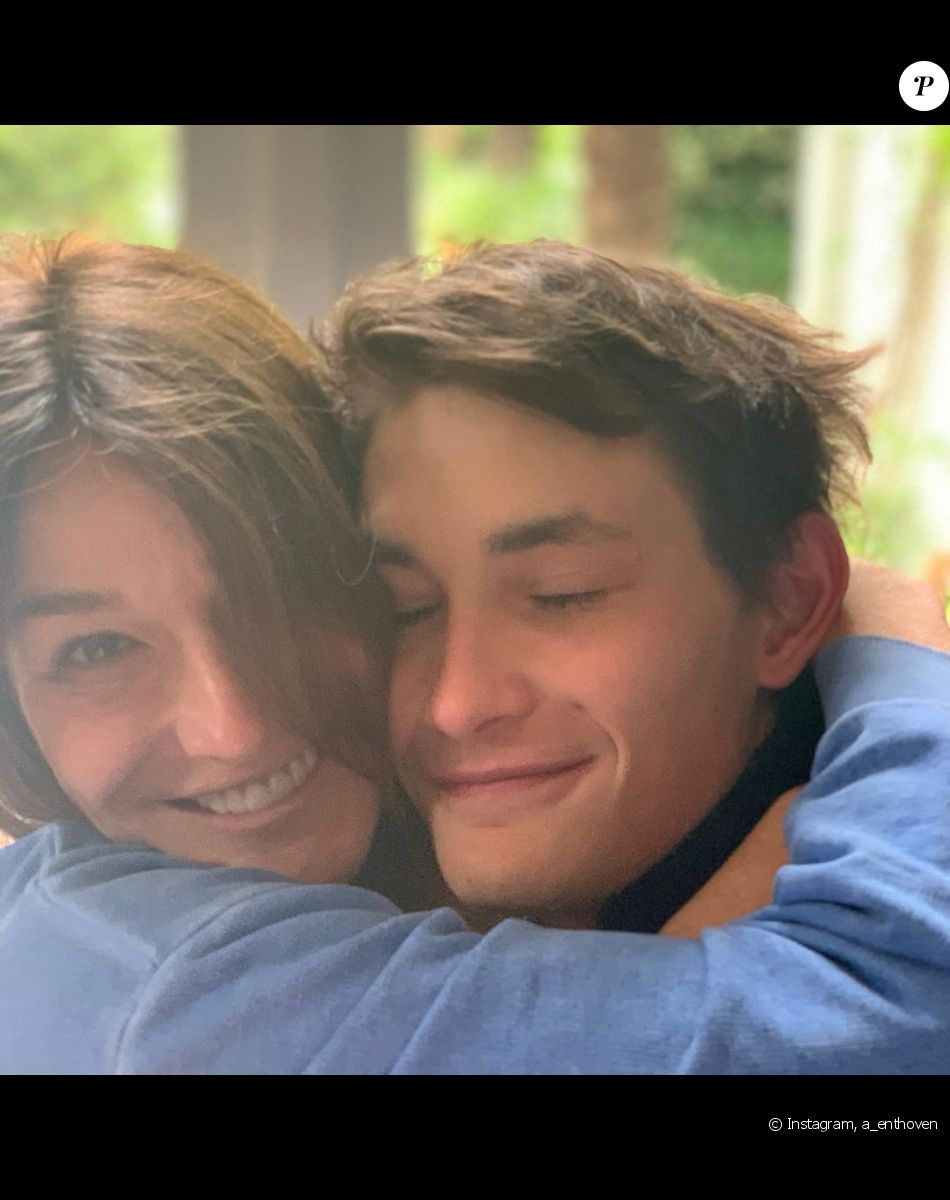 Carla Bruni et son fils Aurélien Enthoven sur Instagram.