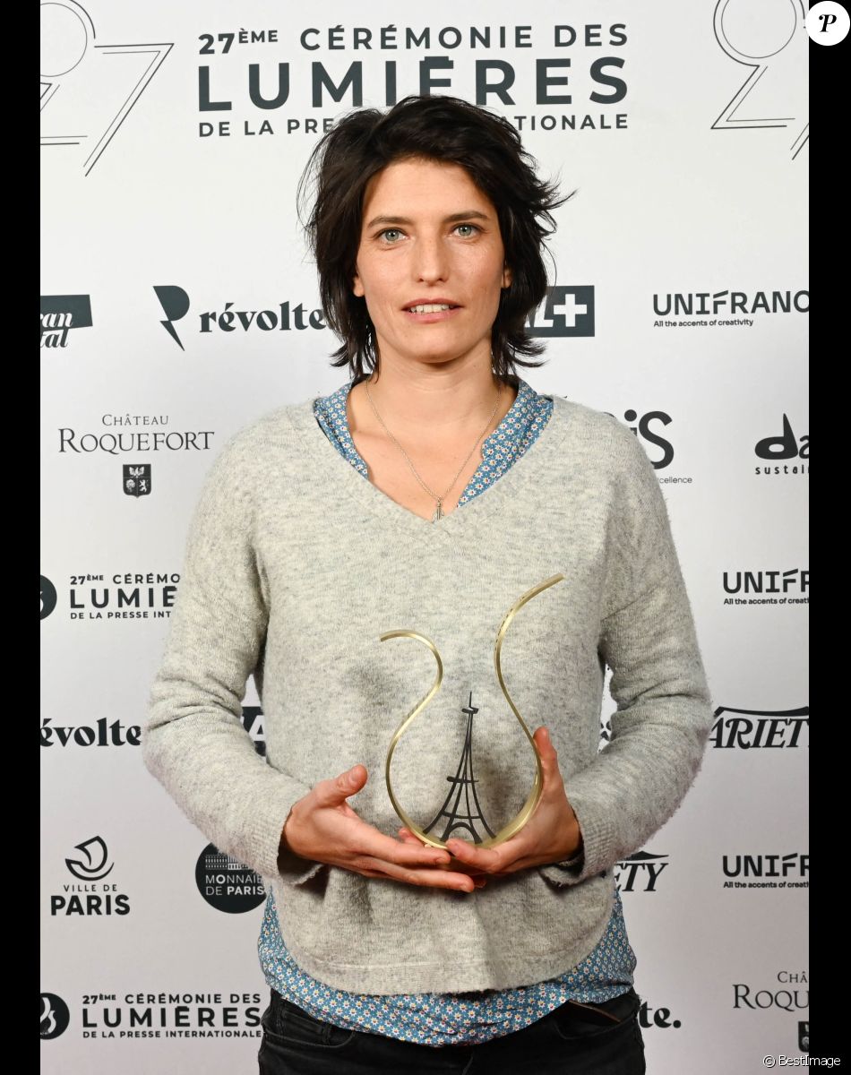 Exclusif - Marie Amiguet (Meilleur documentaire) - 27e Cérémonie des Lumières de la presse internationale à Paris, le 14 janvier 2022. @ Coadic Guirec / Pierre Perusseau / Bestimage