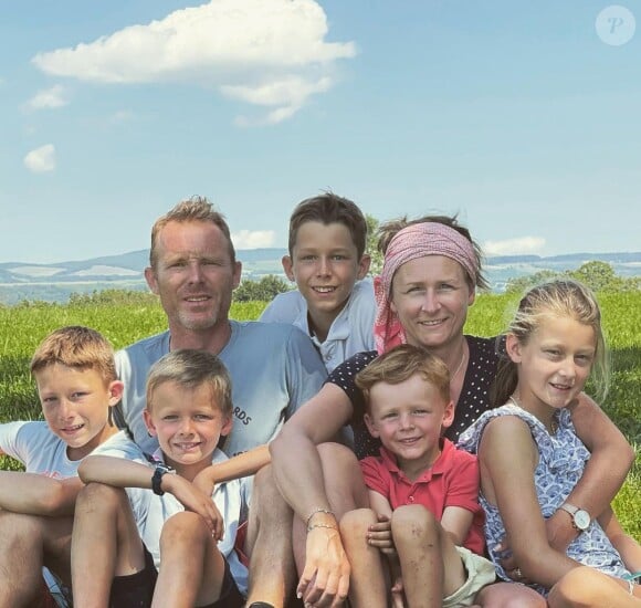 Marie-Alix et Alexandre sont les parents de cinq enfants dans "Familles nombreuses, la vie en XXL" sur TF1.