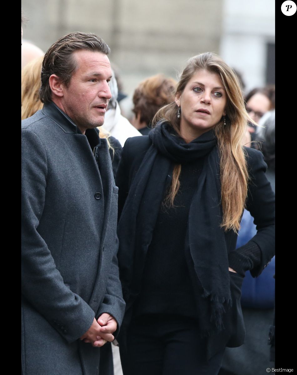 Benjamin Castaldi et sa compagne Aurore Aleman - Obsèques de Danièle Delorme en l'église de Saint-Germain-des Prés à Paris. Le 23 octobre 2015