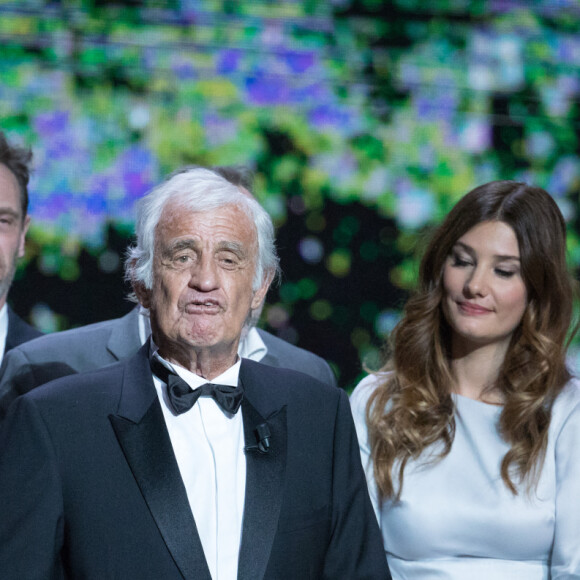 Jean Dujardin, Claude Brasseur, Jean-Paul Rouve, Jean-Paul Belmondo (Smoking Dior, chaussures Carvil) , Alice Pol, Guillaume Gallienne , Françoise Fabian - 42ème cérémonie des César à la salle Pleyel à Paris le 24 février 2017. © Olivier Borde / Dominique Jacovides / Bestimage 
