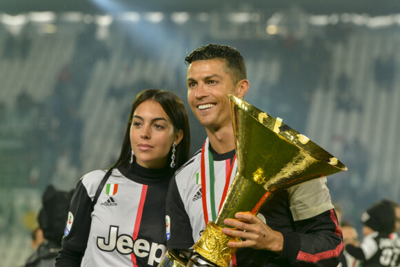 Cristiano Ronaldo, sa compagne Georgina Rodriguez fêtent en famille le titre de champion d'Italie avec son équipe la Juventus de Turin à Turin le 19 Mai 2019.