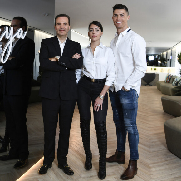 Paulo Ramos, Georgina Rodriguez et son compagnon Cristiano Ronaldo - Cristiano Ronaldo ouvre une clinique de greffe de cheveux "Insparya Hair Clinic'" à Madrid, Espagne, le 18 mars 2019.