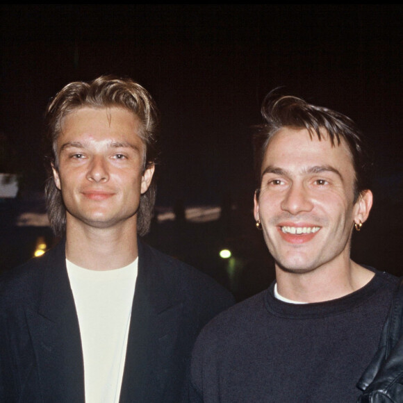 Archives - David Hallyday et Florent Pagny lors d'une soirée à la ppiscine Deligny à Paris. 1988.