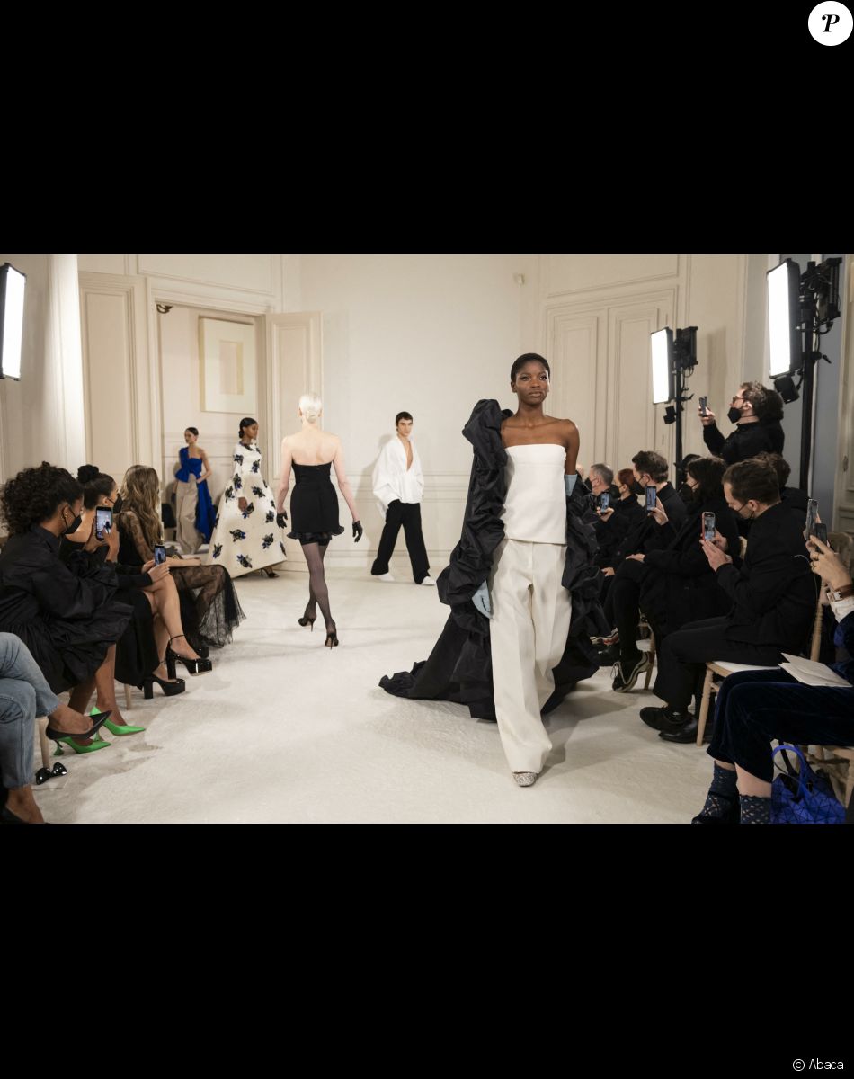 Défilé Valentino Haute-Couture printemps-été 2022. Paris, France, le 26 janvier 2022.