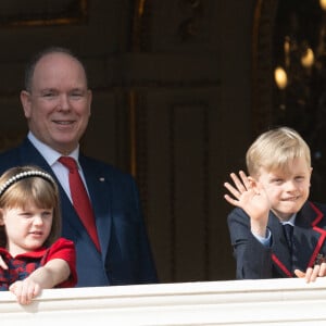 Le prince Albert II de Monaco, ses enfants le prince Jacques et la princesse Gabriella, durant la célébration de la Sainte Dévote, Sainte patronne de Monaco, le 27 janvier 2022.