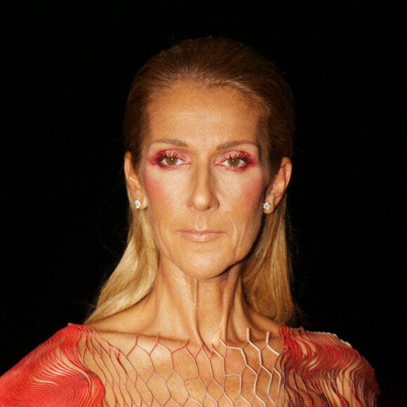 Celine Dion assiste au défilé Iris Van Herpen Haute Couture Automne/Hiver 2019 2020 à la Fashion Week de Paris le 1er Juillet 2019 en France. Photo : Jerome Domine / ABACAPRESS.COM