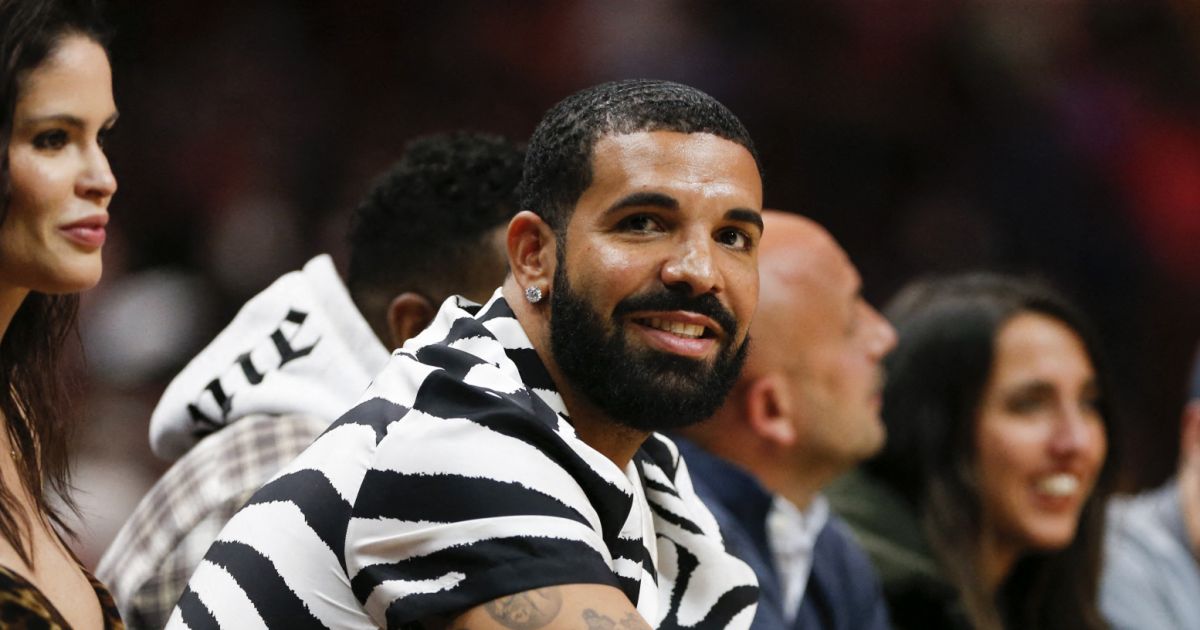 Drake: Listen to his young son Adonis teach him French!  : the slideshow