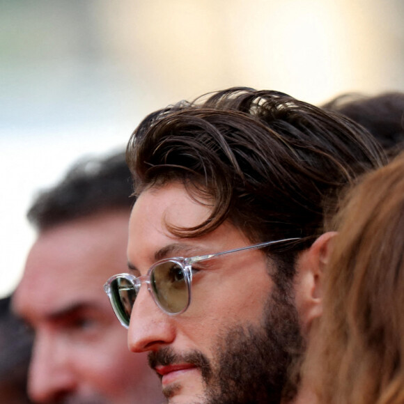 Pierre Niney - Montée des marches du film "OSS 117 : Alerte rouge en Afrique Noire" lors du 74e Festival de Cannes. Le 17 juillet 2021. © Borde-Jacovides-Moreau / Bestimage