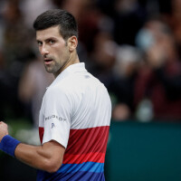 Novak Djokovic a-t-il menti sur ses tests Covid pour obtenir une exemption médicale ?