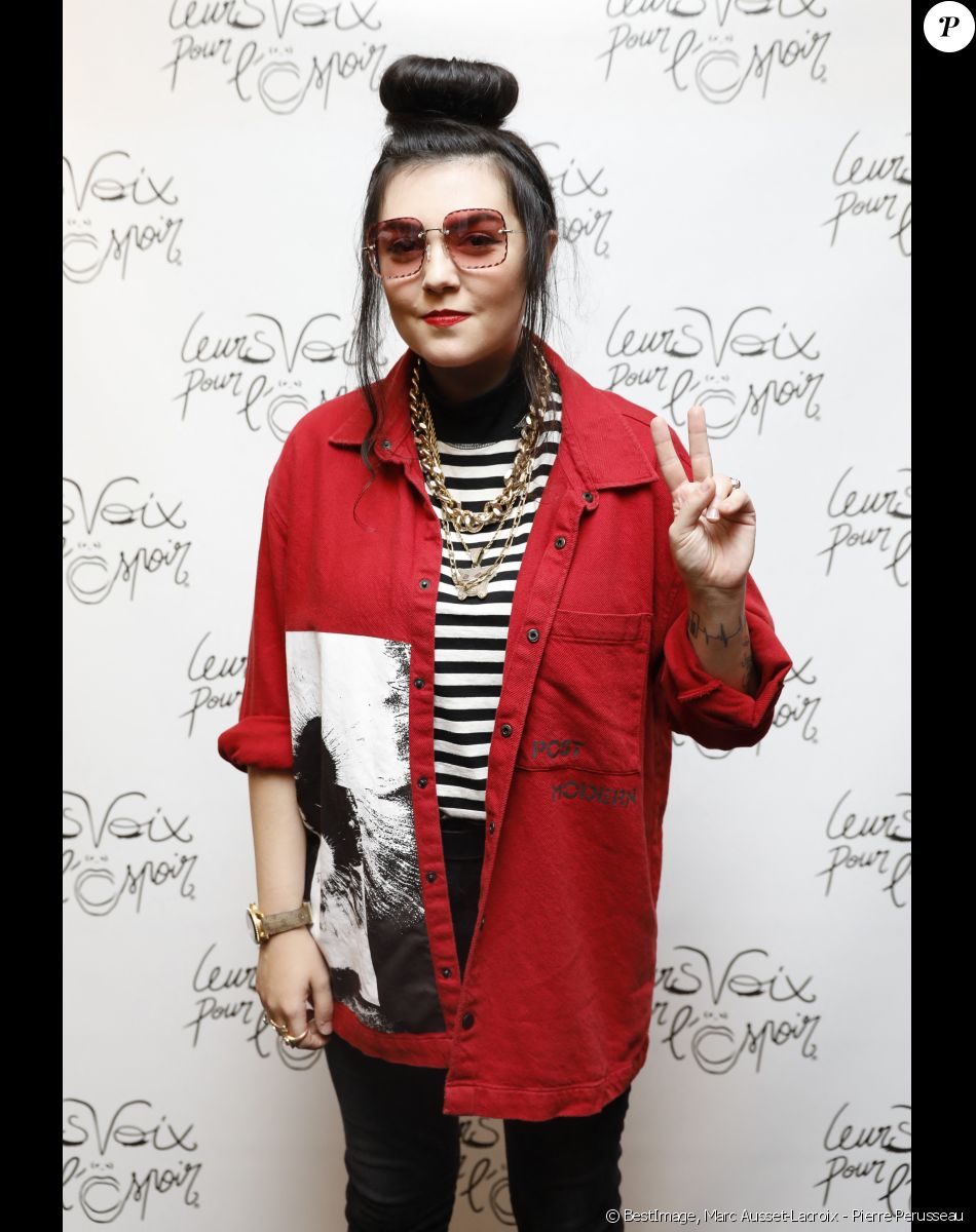 Exclusif - Hoshi - Photocall de la 10ème édition du concert caritatif "Leurs voix pour l'espoir" au profit de la fondation ARCAD (Aide et recherche en Cancérologie Digestive) et la lutte contre le cancer du pancréas à l'Olympia à Paris le 11 octobre 2021. © Marc Ausset-Lacroix - Pierre Perusseau / Bestimage