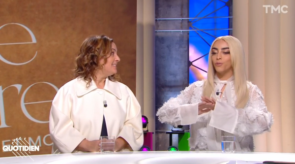 Bilal Hassani et sa maman sur le plateau de Quotidien ce mercredi 2 février