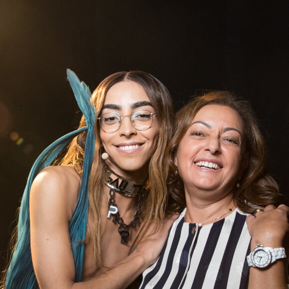 Bilal Hassani et sa mère Amina - Backstage de l'enregistrement de l'émission "La Chanson secrète 6" à la Scène musicale à Paris© Gaffiot-Moreau / Bestimage 