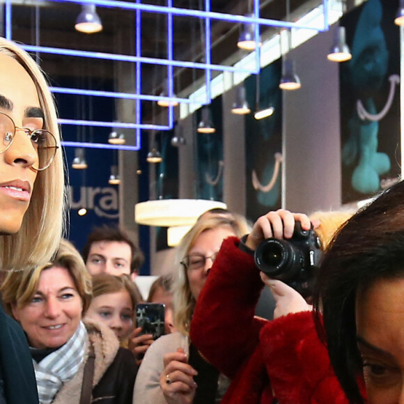 Bilal Hassani et sa mère Amina © Bernard-Salinier/Bestimage 