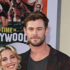Elsa Pataky et son mari Chris Hemsworth à la première de Once Upon a Time in Hollywood à Los Angeles, le 22 juillet 2019 