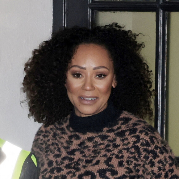 Mel B à la sortie de l'enregistrement de l'émission "An Audience with Adele" au London Palladium à Londres, le 6 novembre 2021.