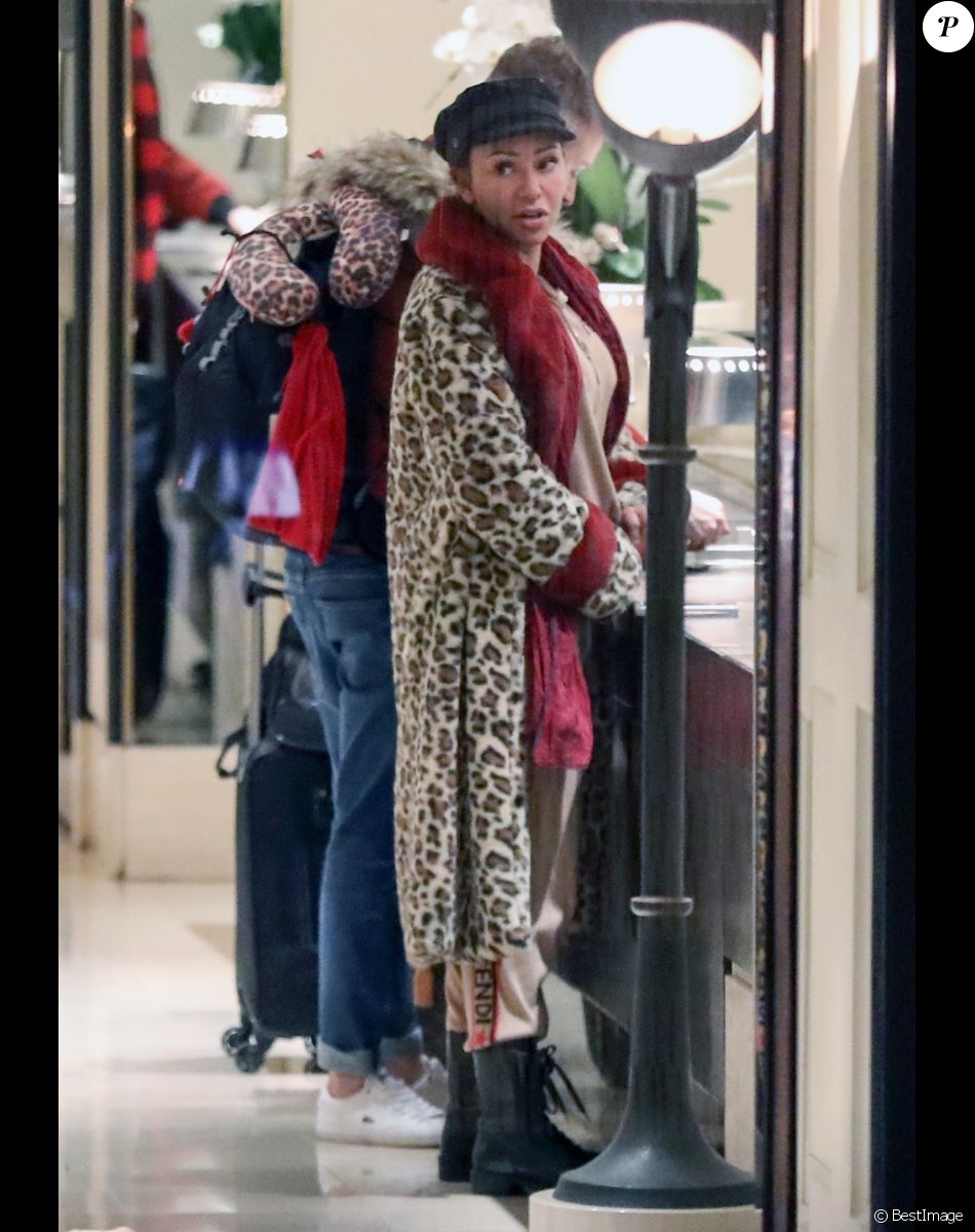 Exclusif - Mel B arrive à l'hôtel "The London" à Beverly Hills, le 19 décembre 2019.