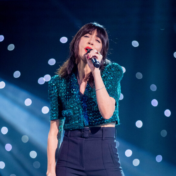 Exclusif - Nolwenn Leroy - Enregistrement de l'émission "Symphonie pour la vie, Spéciale Pièces Jaunes" aux Folies Grüss à Paris. Le 12 janvier 2022. © Cyril Moreau / Bestimage