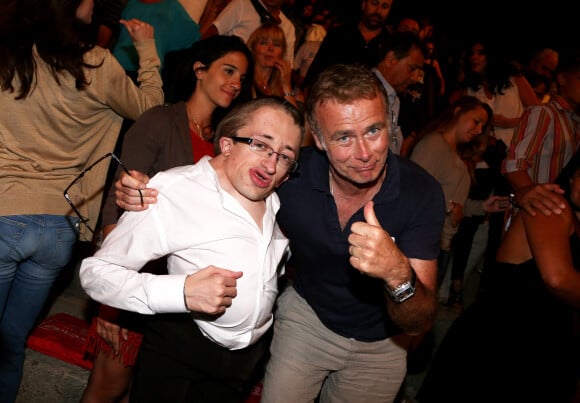 Guillaume Bats et Franck Dubosc à Ramatuelle pour la soirée de clôture de l'association Les Arts du Rire au théâtre de Verdure en 2012.