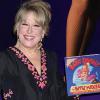 Bette Midler signe son livre, The Saga of Baby Divine, à Las Vegas, le 6 janvier 2010.