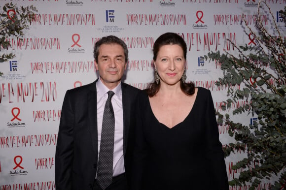 Agnès Buzyn et son mari Yves Lévy - Photocall de la 16ème soirée Sidaction dans la salle de réception du Pavillon d'Armenonville à Paris, France, le 26 janvier 2018.