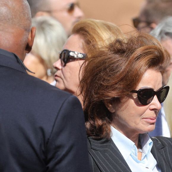 Dominique Tapie - Sorties des obsèques de Bernard Tapie en la Cathédrale La Major à Marseille le 8 octobre 2021.