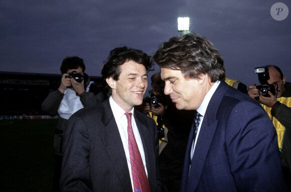 Bernard Tapie et Jean-Louis Borloo lors du match opposant l'OM et le FC Valenciennes en 1993