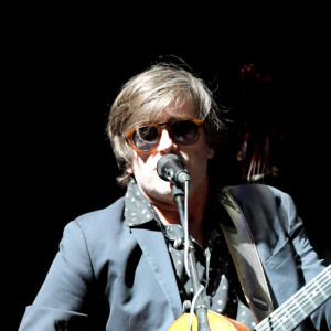 Thomas Dutronc sur scène lors du festival "Jazz Nice", le 13 juillet 2021. © Bruno Bebert/Bestimage 