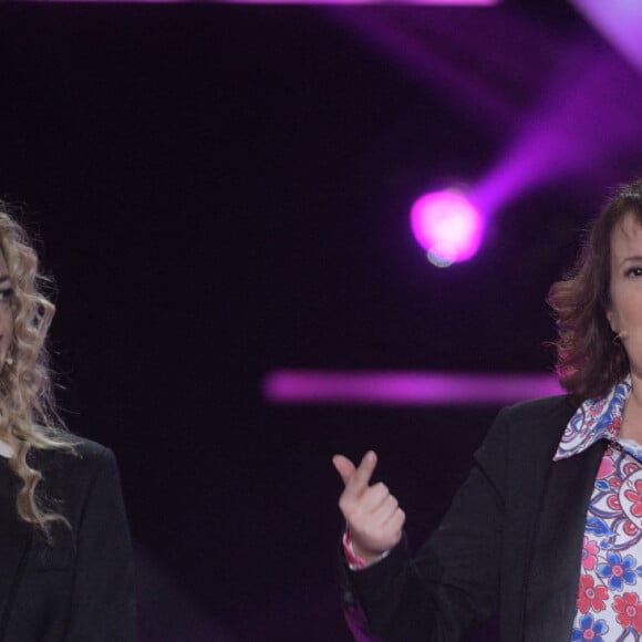 Exclusif - Christelle Chollet et Anne Roumanoff - Enregistrement de l'émission "Les 30 duos Comiques Préférés des Français", présentée par L.Boccolini, et diffusée le 12 février sur France 2 © Giancarlo Gorassini / Bestimage 