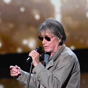 Thomas Dutronc et Jacques Dutronc lors de la 37ème cérémonie des Victoires de la musique à la Seine musicale de Boulogne-Billancourt, le 11 février 2022. © Guirec Coadic/Bestimage 